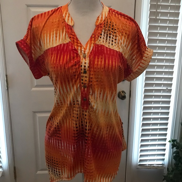 New Directions Top ⭐️ - Picture 1 of 5